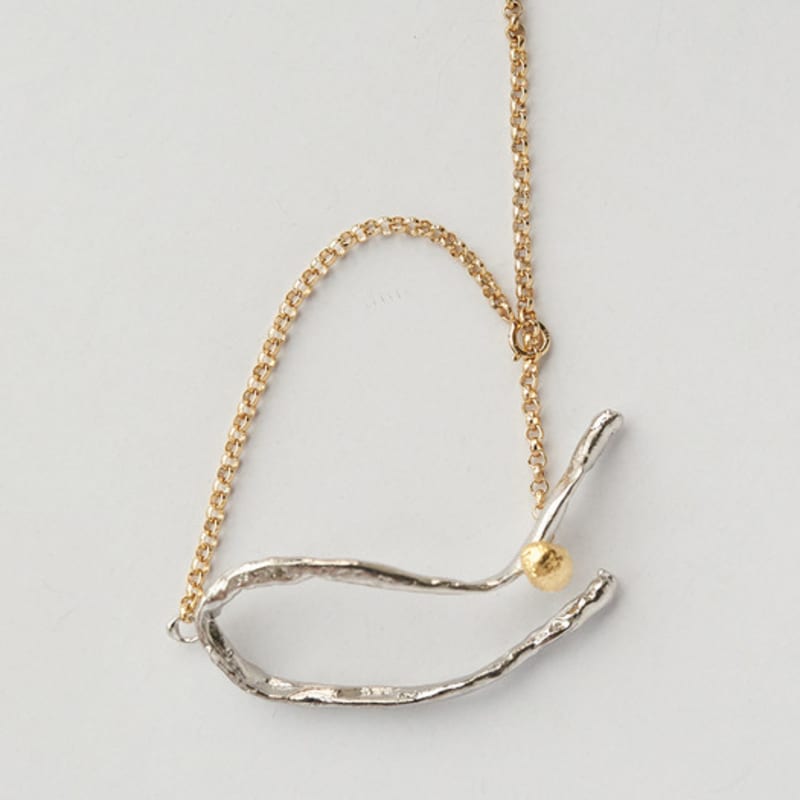 

gold bracelet 03 black