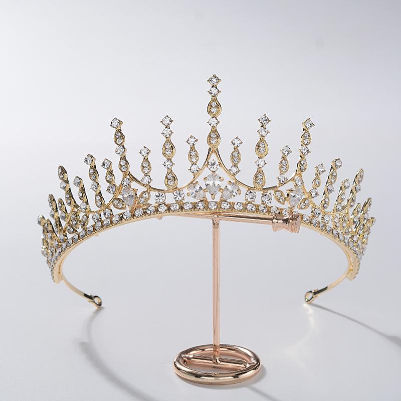 Braut Feenhaft und Elegant Waldkrone Hochzeit Hochzeitskleid Abendessen Reise Fotografie Stil Krone Kopfschmuck