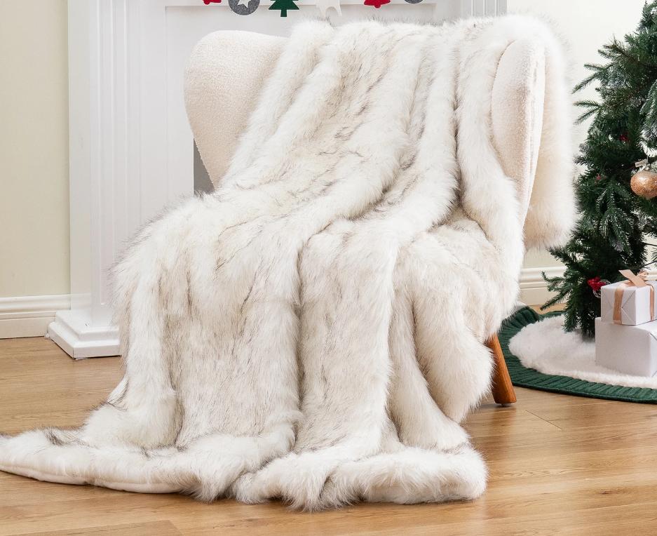 Luxury Fox Fur Throw Blanket Winter Warm Fluffy Soft Blankets Bedspread On the Bed Faux Fur Blanket Plaid Throw for Sofa Towel