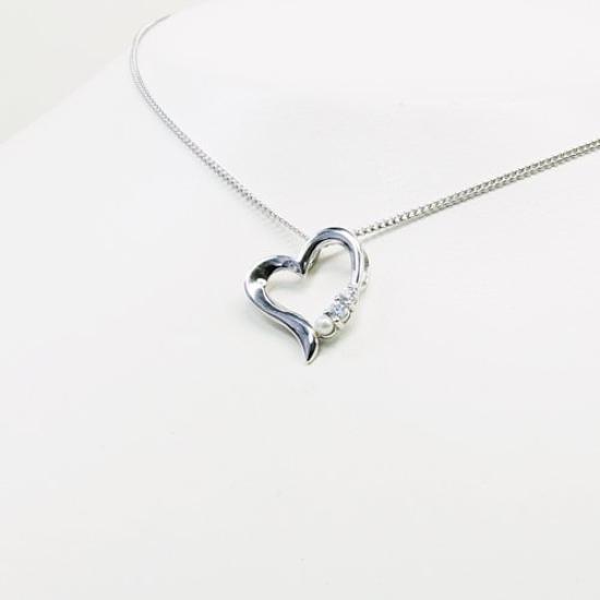 [Your and My Jewelry Box] Silver Natural Pearl Open Heart Pendant Necklace [June Birthstone] 14181 Made in Japan [Gift Wrapped]