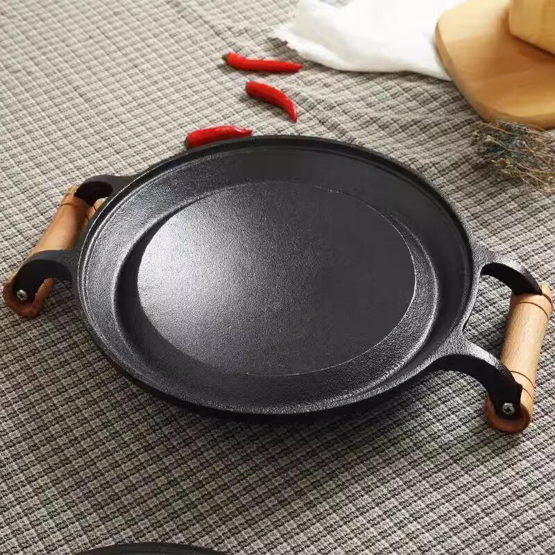 Lilang Cast Iron Pancake Griddle with Wooden Handle