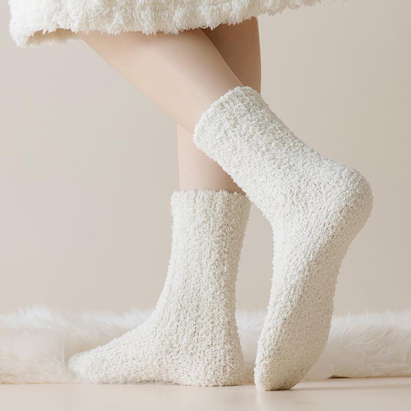 Women's Warm Mid-Tube Coral Fleece Socks - Japanese Style, Pure Color, All-Season Home Lounge Socks