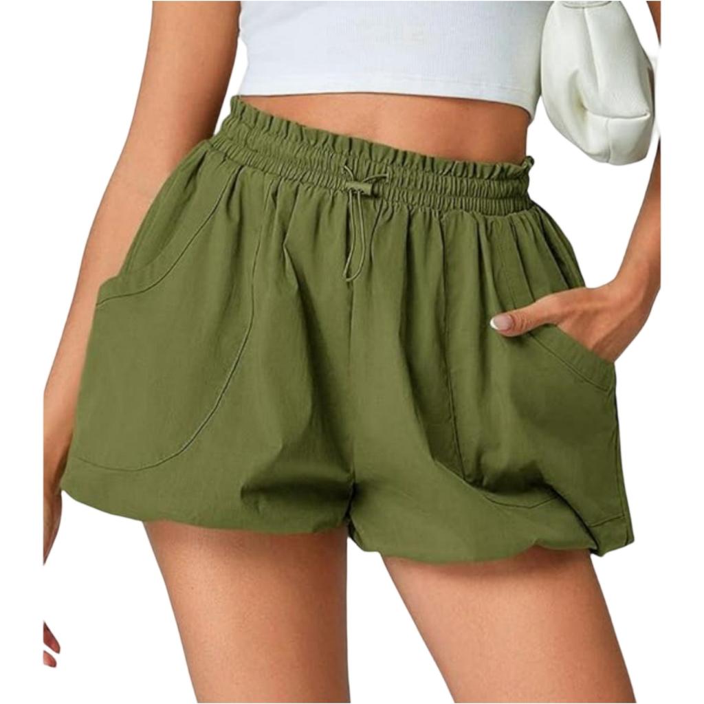 Women's Casual Bubble Shorts Elastic Waistband Lightweight Summer Shorts with Pockets Relaxed Fit Pleated Design