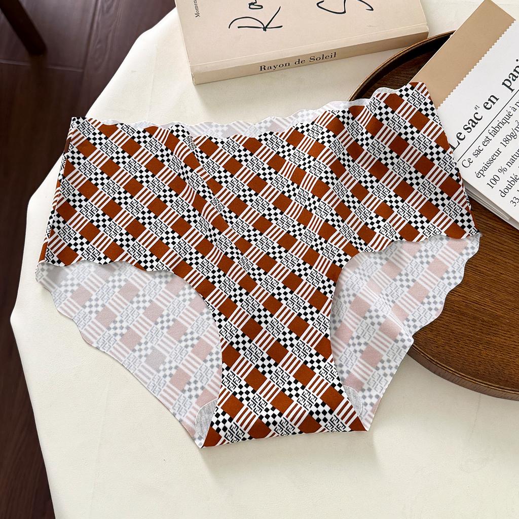 Ladies Summer Sweet Ice Silk No Trace Breathable Comfortable Extended Bottom Crotch Waist Triangle Briefs