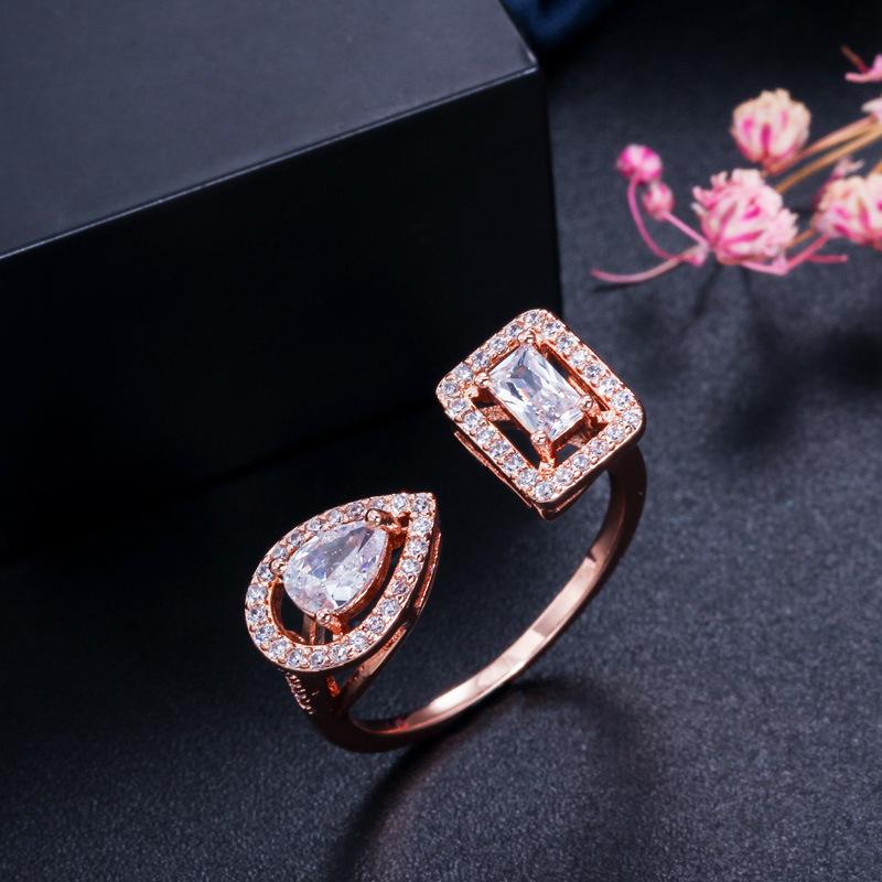 

J0102 Jewelry Open Ring, Square Zircon Ring Full Of Diamond Water Droplets, Three-Layer Electroplating.