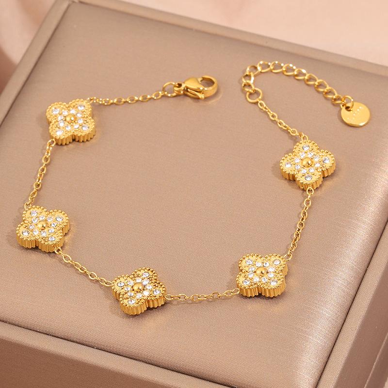 Popular bracelet, titanium steel does not fade, love zircon bracelet, high-end female light luxury niche bracelet, bracelet.