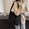 Large capacity tote bag women's 2025 autumn and winter new cotton bag diamond lazy wind tote bag leisure commuter bag