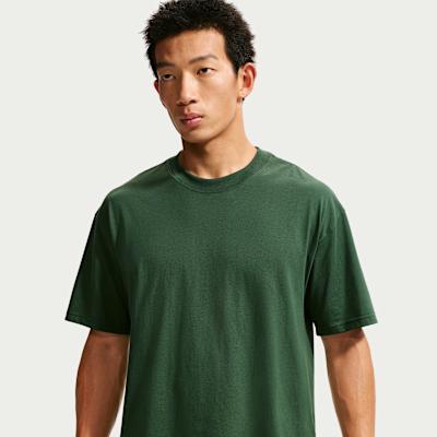 Nike Sportswear T Shirts Men s Fir Green Crew Neck Moderate S