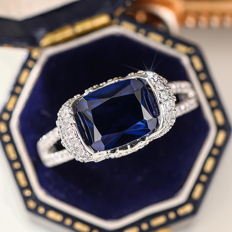 2026 New Blue Cube Zircon Attends Banquet Ring Fashionable, Elegant, High End Women's Bridal Luxury Inlaid Jewelry Accessories