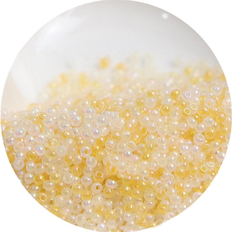 2mm Irisierende Glas-Samenperlen: Cremige Wolke für DIY Schmuck & Armbänder