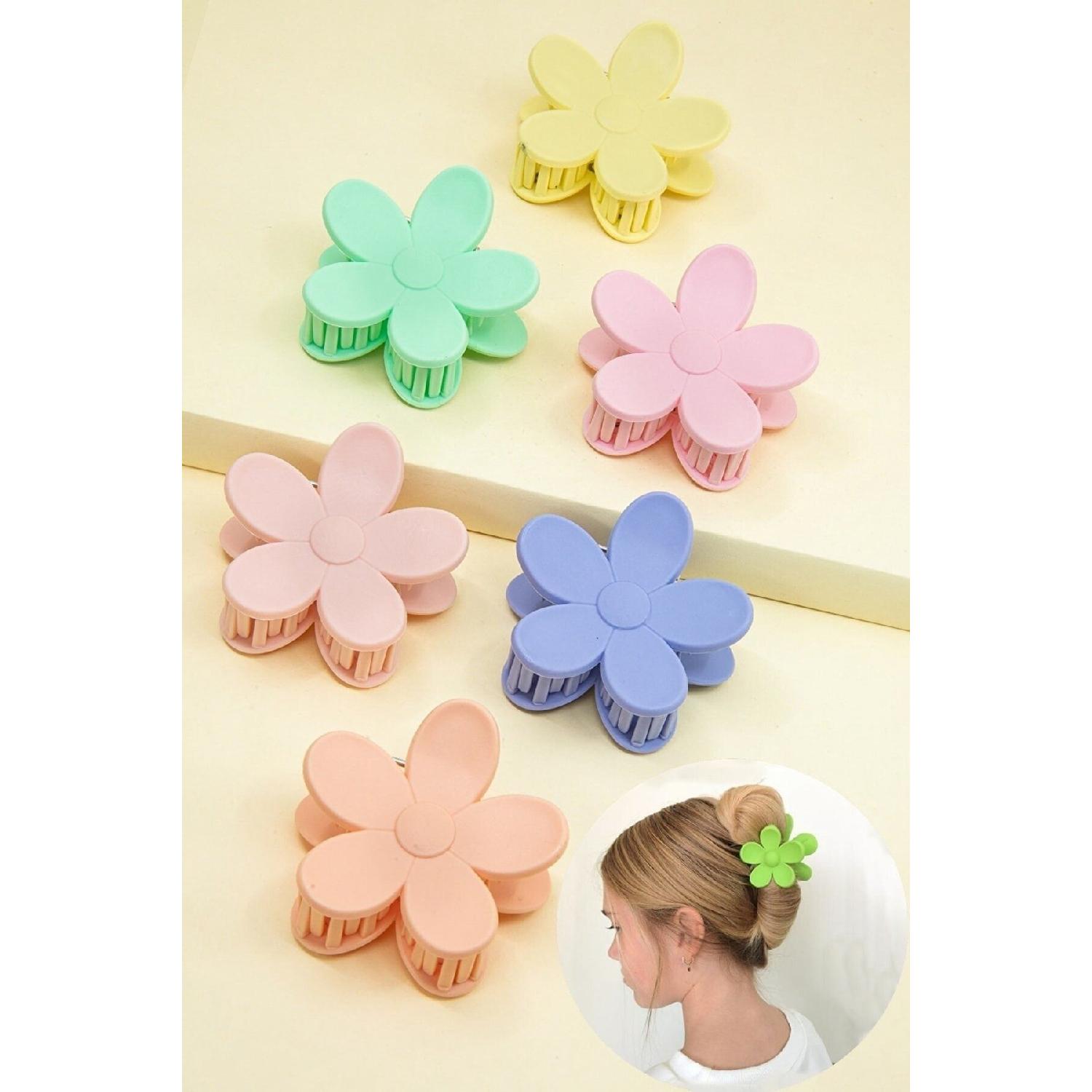 

Women s Set Of 6 Colorful Daisy Latch Clasps, Soft Tones