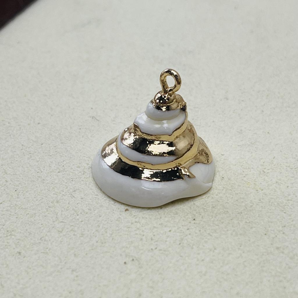 10Pcs, Summer Boho Style Natural Shell Conch Zinc Alloy Golden Edge Pendant Charms for DIY Necklace Accessories, Creative Jewelry Making, Sell Well