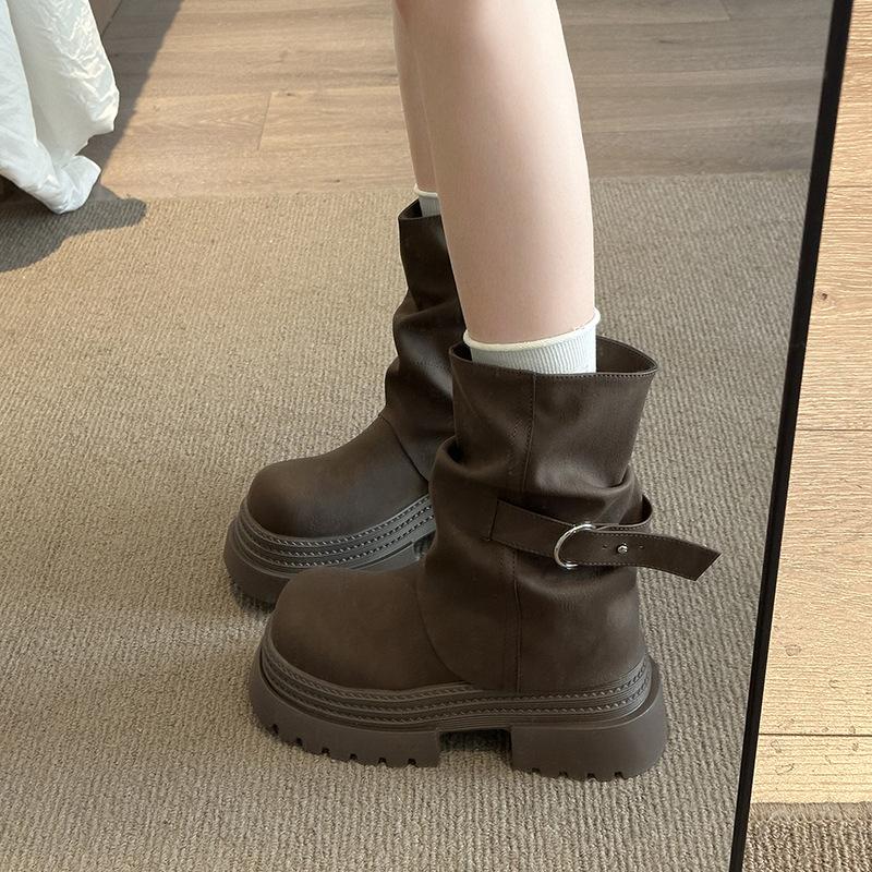 Retro platform knight boots women's foreign style outer wear 2025 autumn new Korean version one-pedal round head platform short boots