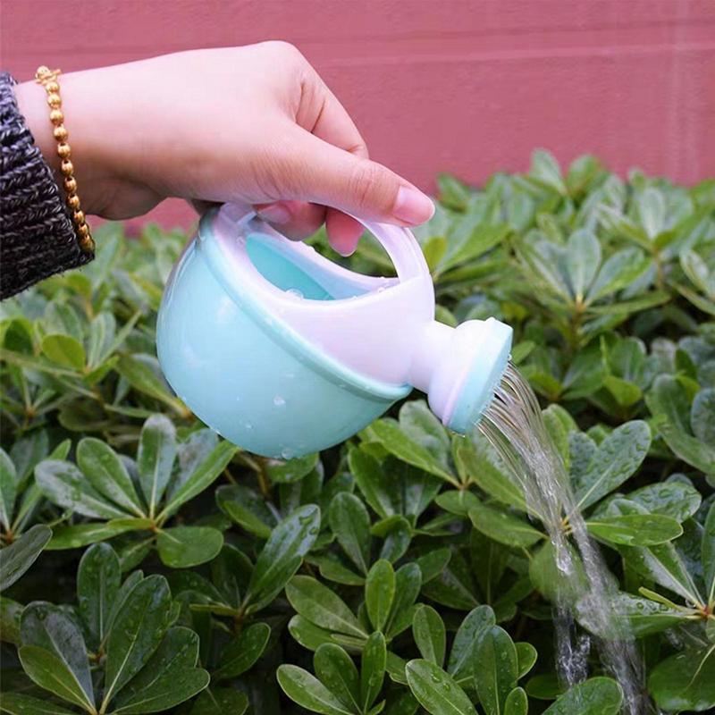 Children's Plastic Watering Can Handheld Mini Watering Can Toy Sprinkler Plant Watering Can Watering Tool Beach Shower Toy