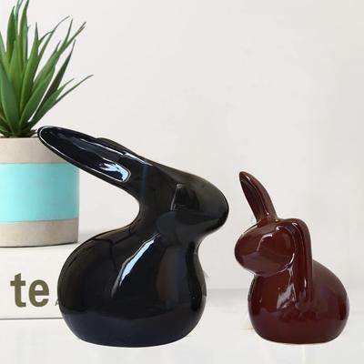 Home Dekor Keramické figurky králíků (Sada 2 kusů, černá a hnědá)