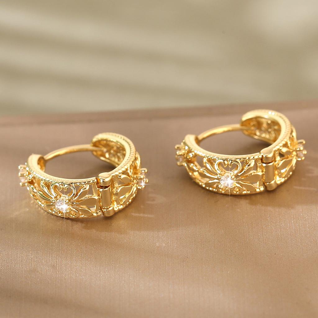 Temperament personalizat, cercei circulari geometrici la modă, cercei cu model retro镂空