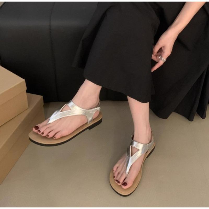 Móda Ženy Minimalistická Tanga Sandály PU Kůže s otevřenou špičkou Dámská Plážová obuv Lehká Měkká pro ženy Sexy Pantofle Sandály Přezka