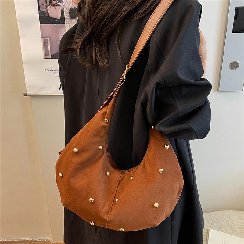 Spring New Women Shoulder Bags Matte Textured Crescent Bag Fashi Rhineste Retro Suede Comfortable Texture Crossbody Bag