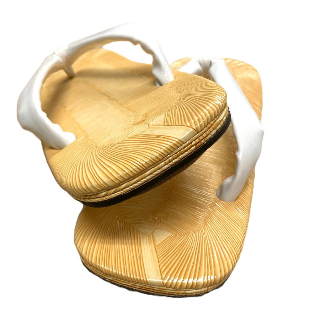 Asakusa Geta Sandals with White Straps and Cowhide Soles Kimono and Japanese Shoe Men's Japanese-Made (For Yukata) (White, Sizes, Adult, Alphabet, L)