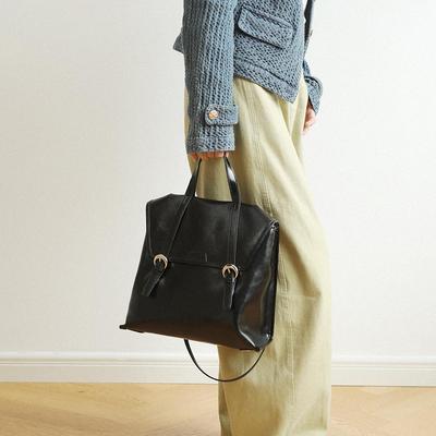 Borsa a mano in pelle cerata ad olio da donna borsa in pelle senso di alta gamma design di nicchia zaino singolo grande capacità per il pendolarismo