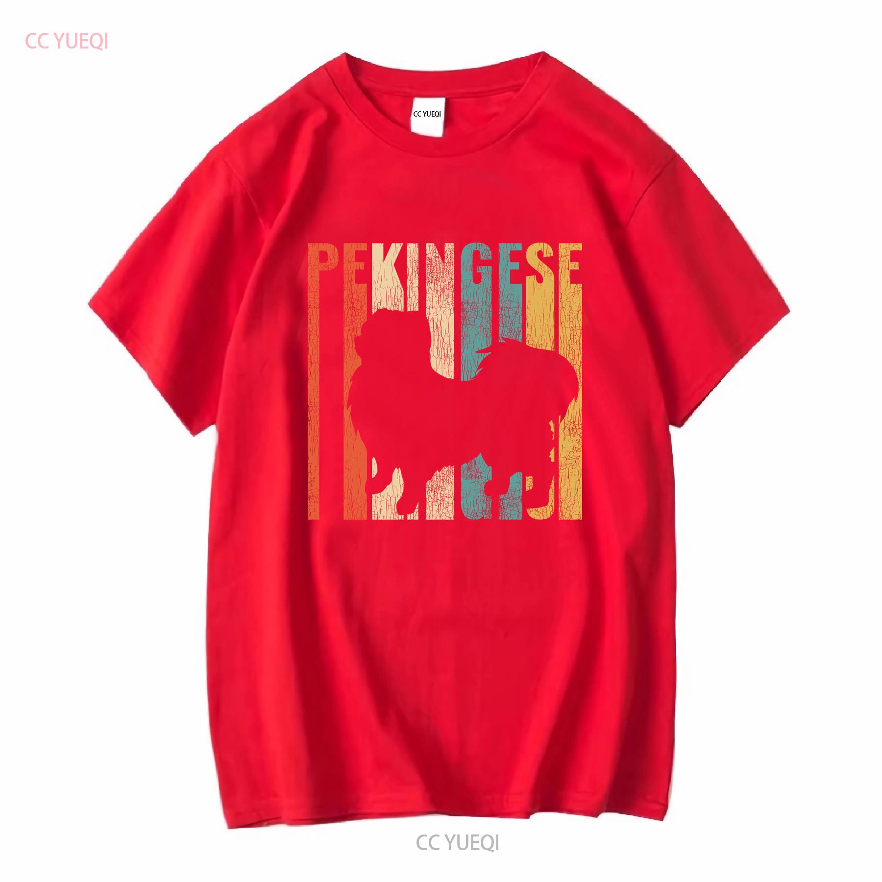 Pekingese T Shirt Retro for Owner 1970s Vintage Style Dog Silhouette Cracked Worn Distressed Look long or short sleeves S
