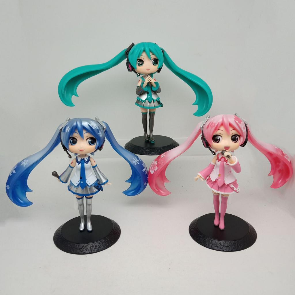 Anime New Hatsune Miku Figure Mini Character Ornaments Kawai Pink Green Hatsune Home desk Decoration Adult Toy kid Birthday Gift