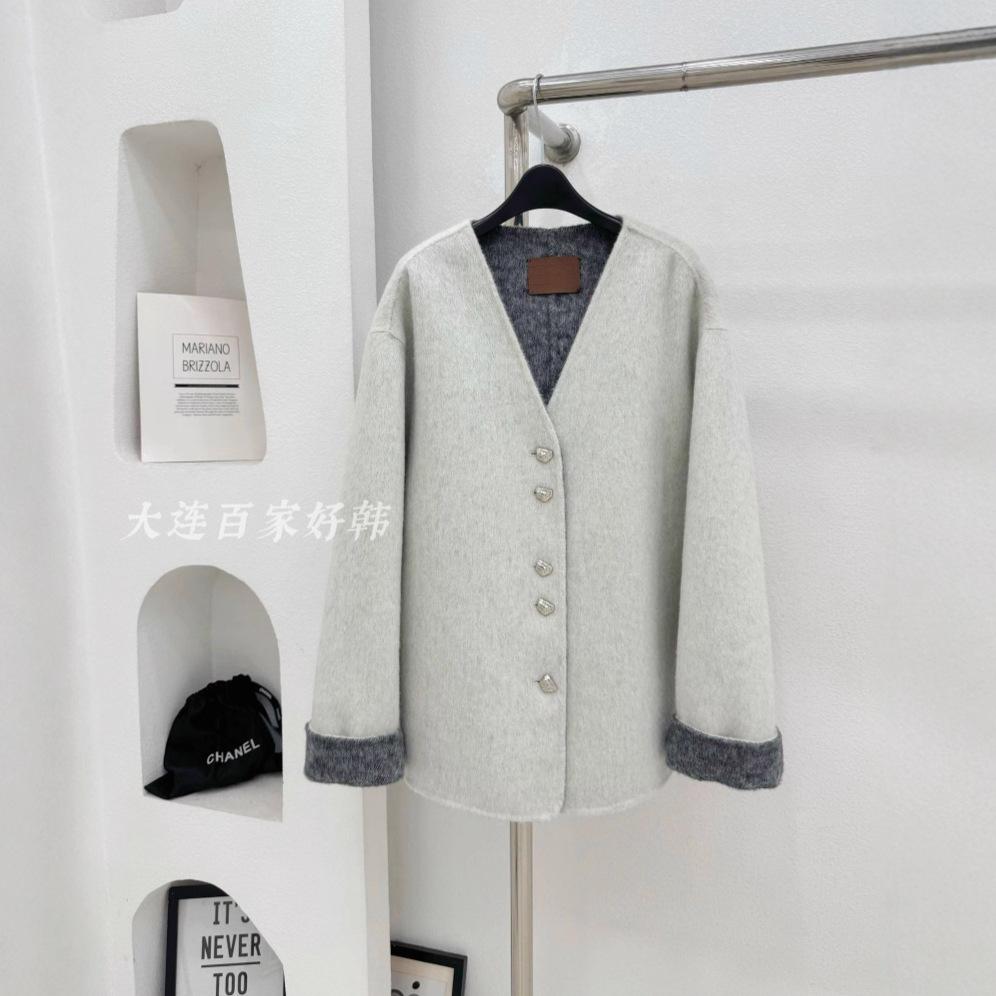 V-neck gray and white double-sided wool coat on both sides, short loose niche design women's color matching coat