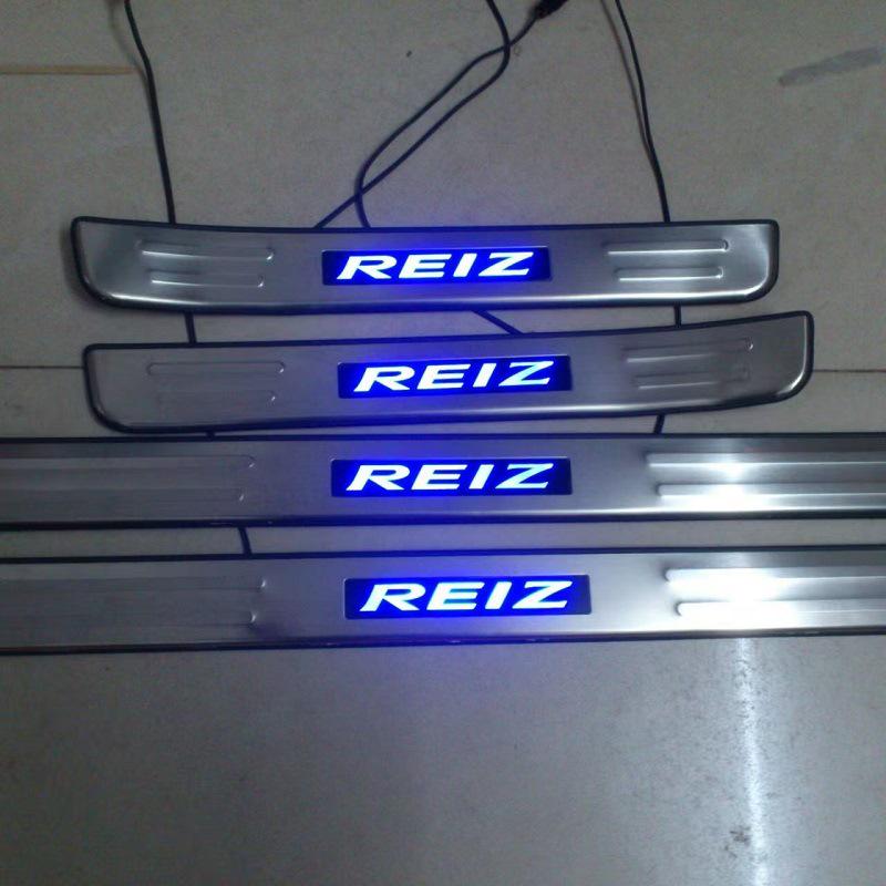 LED Stainless Steel Door Sill Trim for Toyota Ipsum 2003.