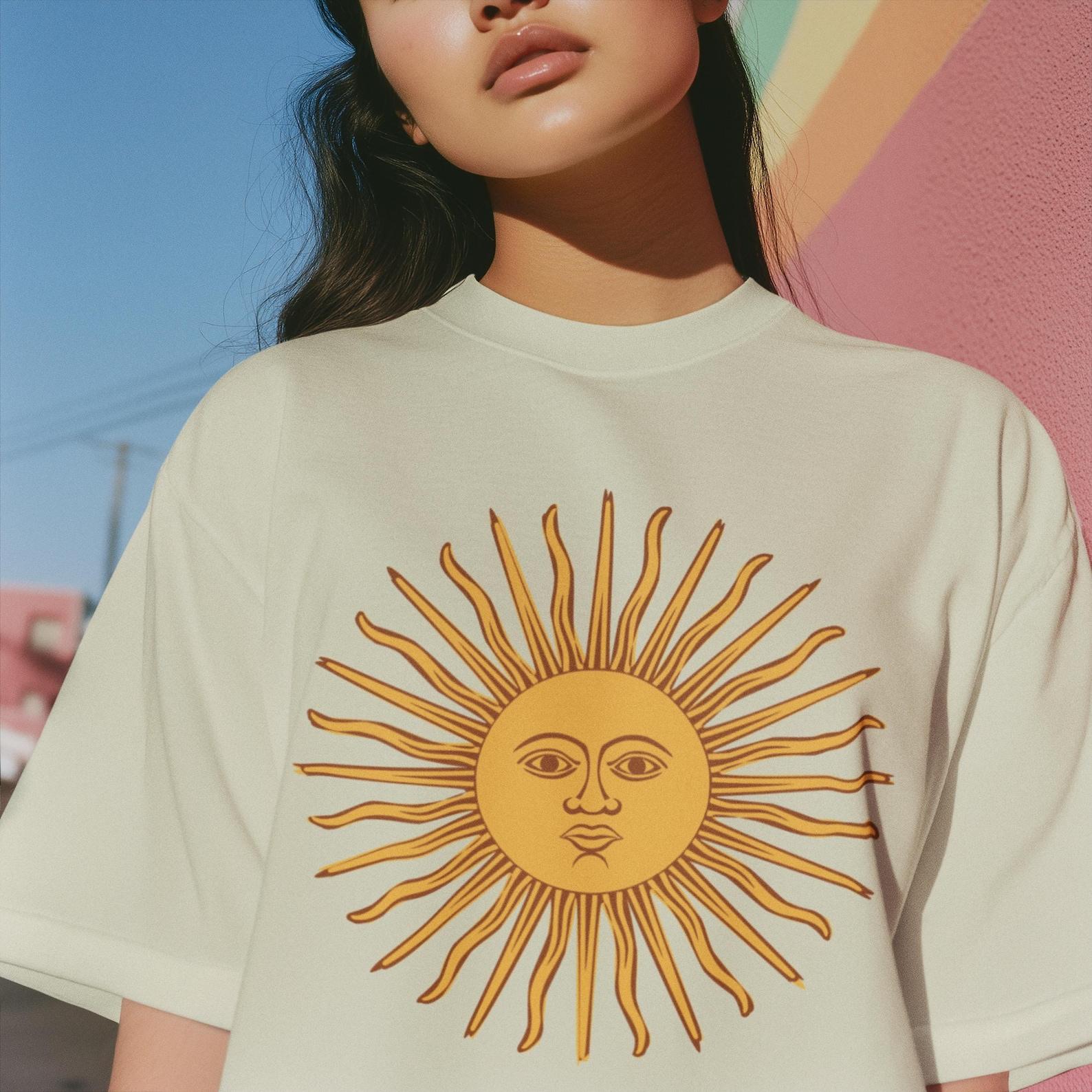 Retro Sun Graphic T-Shirt - Shining Sun Tee S
