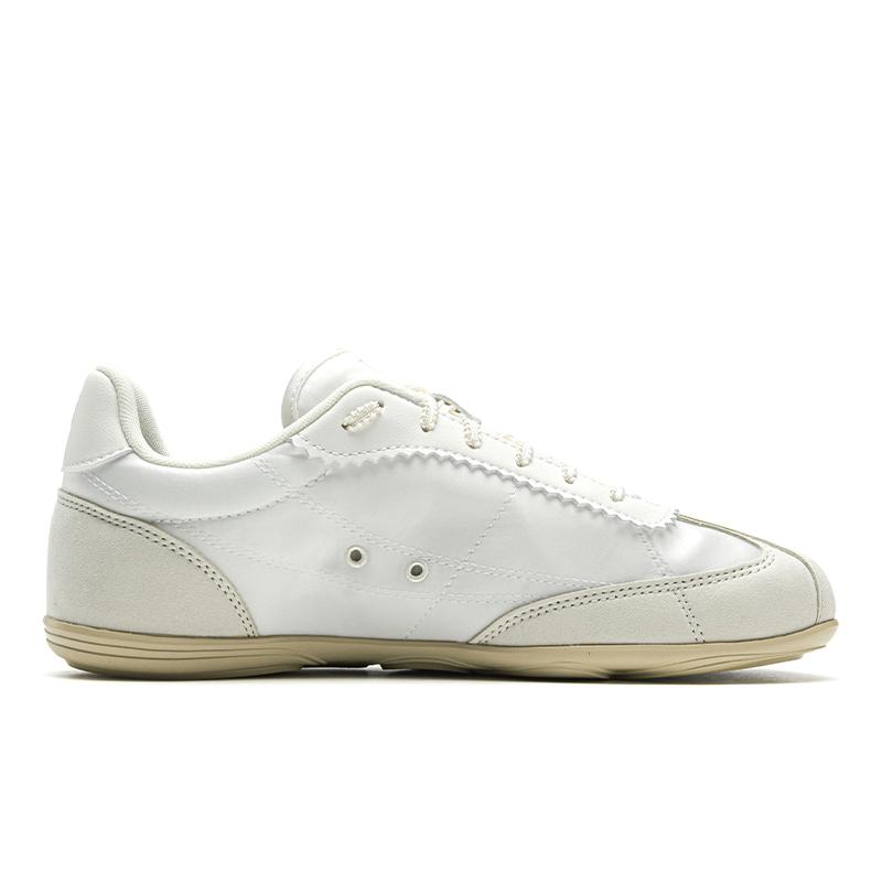 Fila LIPPER German Army Trainers Women's Ecru F12W622111FCL