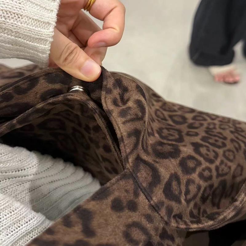 Yogodlns Retro Leopard Print Niche Commuter Large Capacity Shoulder Bag Totes Autumn and Winter New Travel Underarm Bag