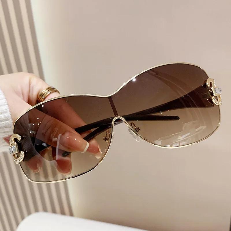 New Fashion Y2K Sunglasses Women's Integrated Surround Sun Glasses Retro  Designer Women Eyewear UV400 Oculos De Sol
