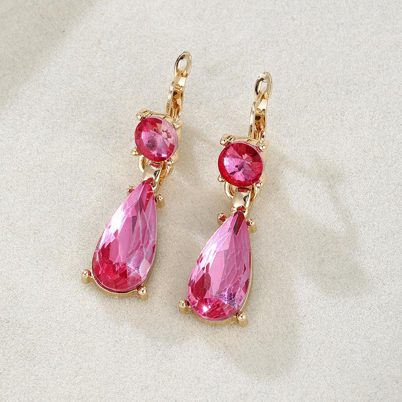 

Elegant Pink Circular Synthetic Zircon Earrings Paired with Classic Teardrop Shaped Pendant Zircon Worn At Parties and Banquets