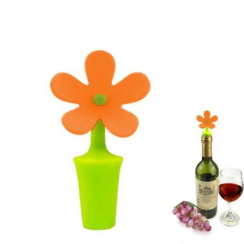 1pc Sun Flower Shape Wine Stopper Silicone Wine Champagne Bottle Stopper For Home Kitchen Bar  ( Color Random )