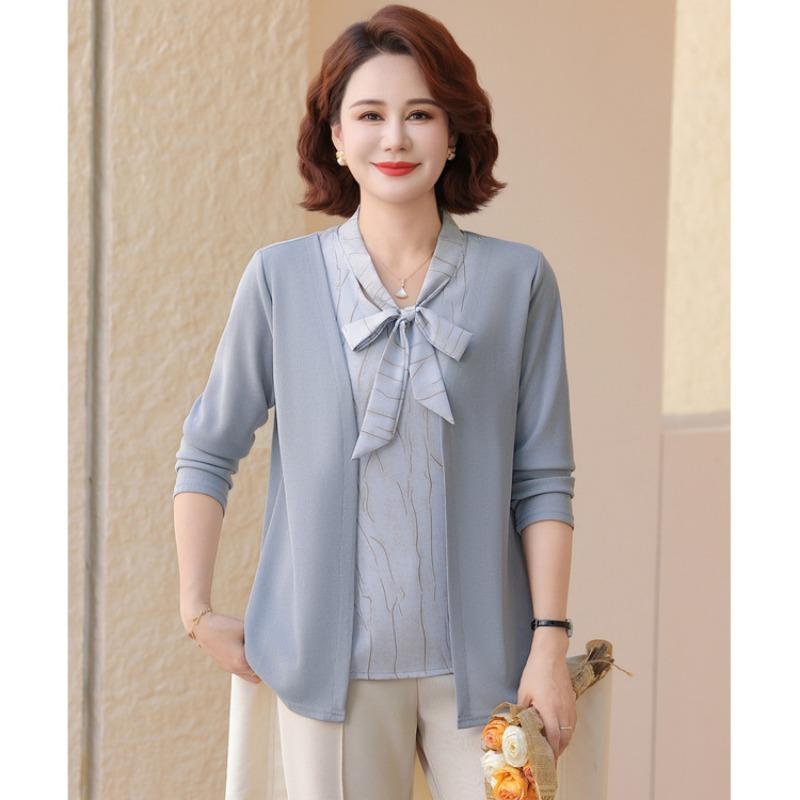 Mom spring and autumn knitted bottoming shirt spring top fashion fake two-piece fashion year-old women's clothing