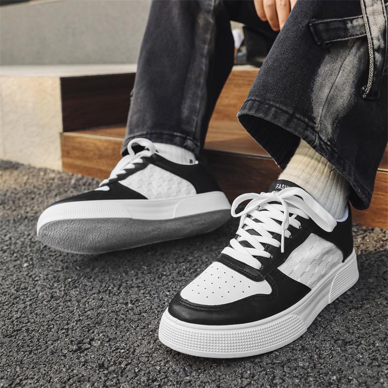 Men's casual shoes four seasons new thick soles anti slip breathable shoes fashion soft soles student outdoor slow walking shoes