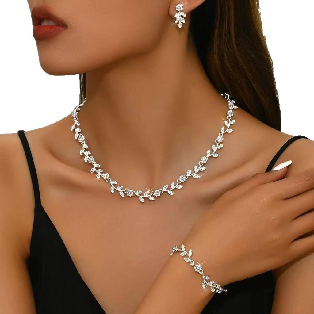 Minimalist Flower Necklace And Earring Set For Women With Water Drip Pendants Summer