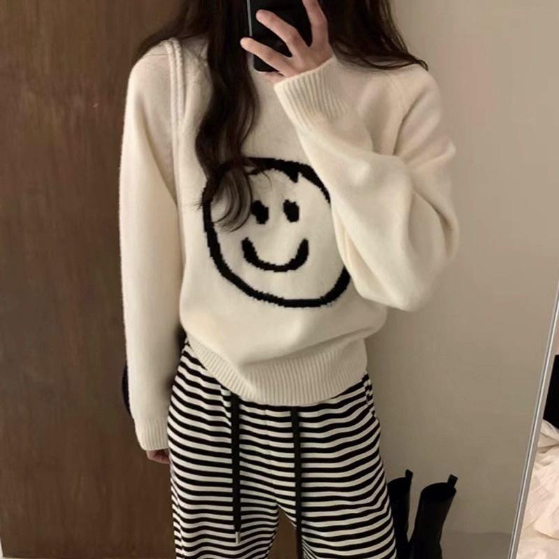 2026 Autumn/Winter Korean Style Smiley Face Sweater - Age-Reducing Cute Casual Versatile Pullover Knit Top
