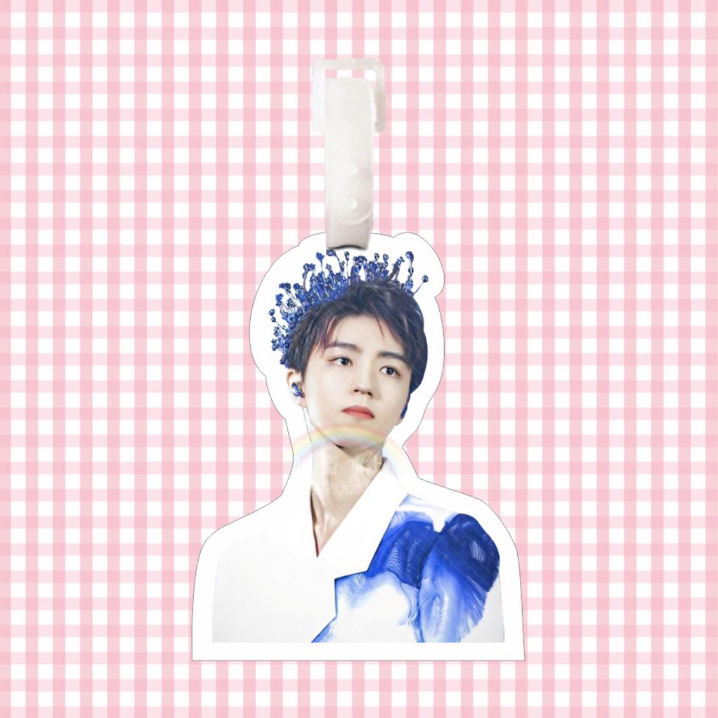 Wang Junkai Luggage Tag Backpack Pendant - Anti-Lost Key Chain and Travel Suitcase Ornament