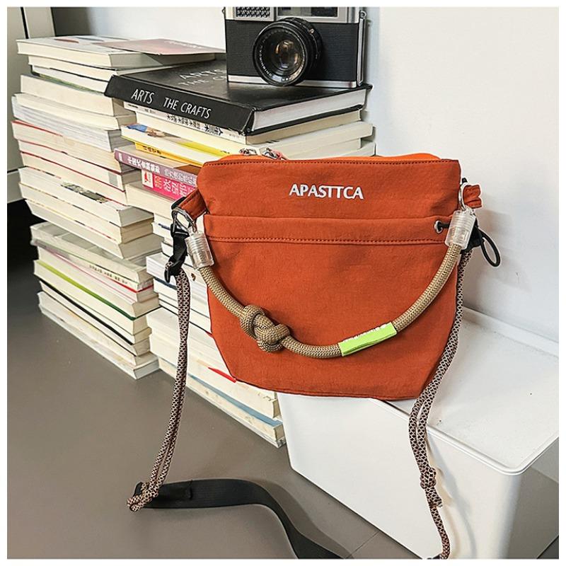 

Summer new fashion trend nylon shoulder bag casual messenger women s bag large capacity small square bag оранжевый
