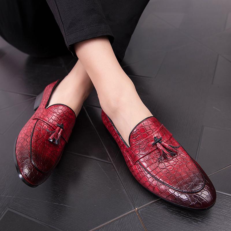 Fashion Men Business Fringed Shoes Men Casual Comfortable Designer Fashionable Pointed-toe Leather Shoes Banquet Shoes Sizes 38-46