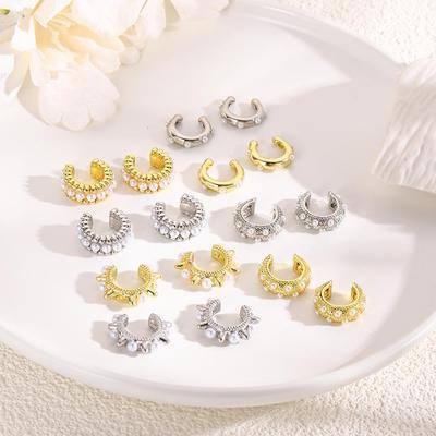 Set of 4 Fashionable Retro 18k Copper-Plated Imitation Pearl Ear Clips, Earrings, and Ear Bone Clips - No Piercing Needed.