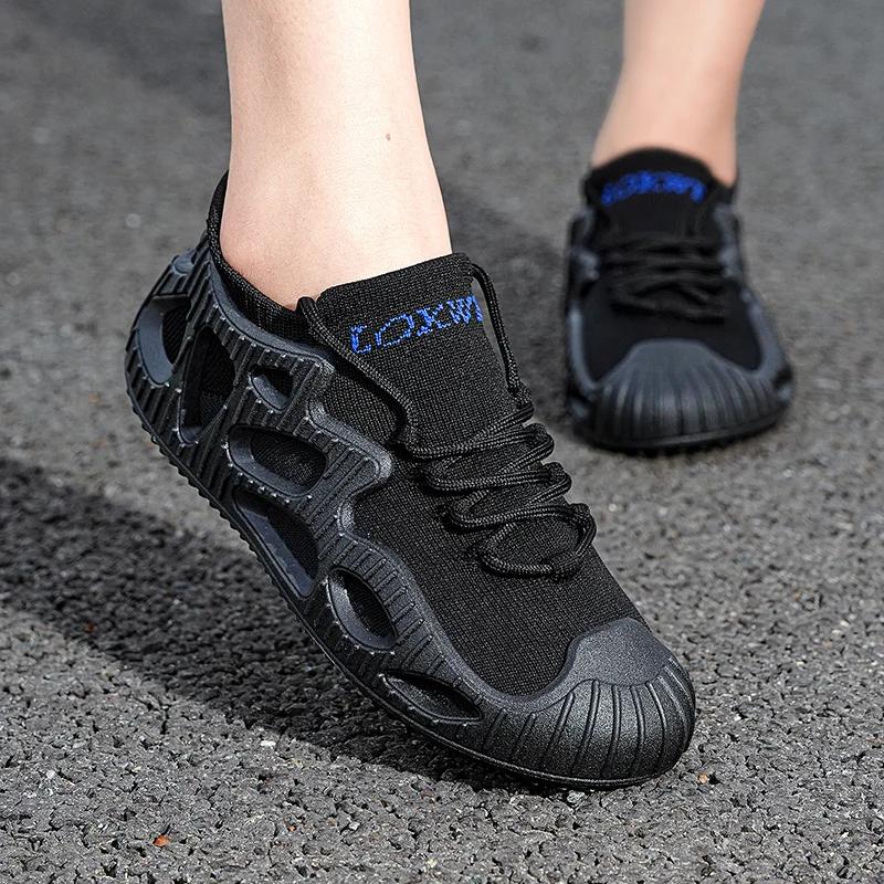 Large-sized new flying weave sports and casual couple shoes, men's outdoor anti-slip and wear-resistant running shoes
