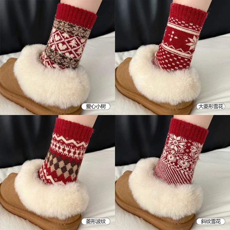 Red Socks, Wool Socks, Fleece In Winter, Thickened And Warm Christmas Ethnic Style Socks One size fits all