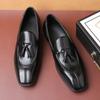 Fashion Men's Casual Business Leather Shoes Men Fashion Tassels Wedding Party Loafers Mens Classic Retro British Style Flats