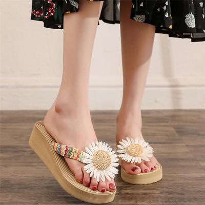 Sommer neue Imitation Hanfseil PP Gras Reise Hanfboden Damen Sandalen tragen Flip-Flops High-Heel Strand Keilabsatz Damen Hausschuhe