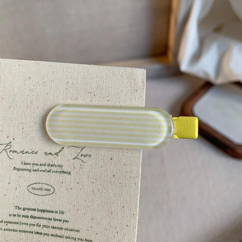 

Желейний Кольоровий Затискач для Волосся в Зірочку та Крапинку - Милий, Дівчачий Мультяшний Аксесуар для Чолок