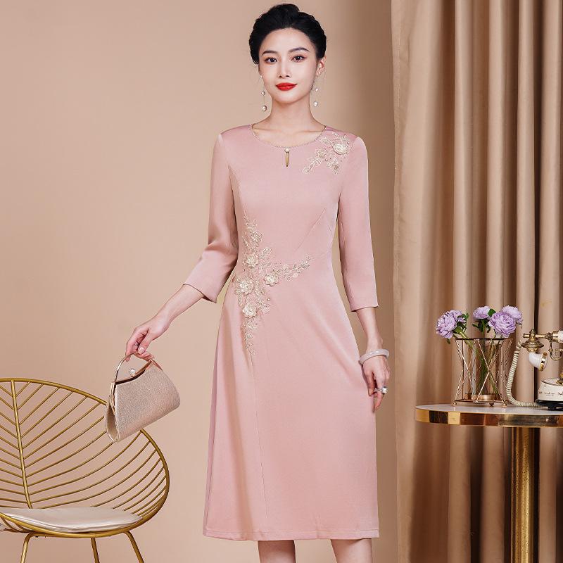 

Elegant Light Pink Plus Size Autumn Banquet Gown for the Young Mother of the Groom 2XL