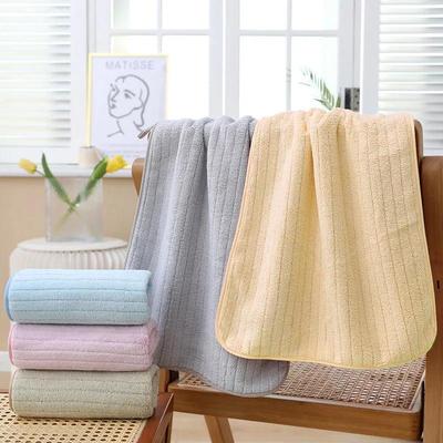 Serviette de Visage Épaisse en Polaire Corail: Doux, Absorbant, Ne peluche pas, Couleur unie