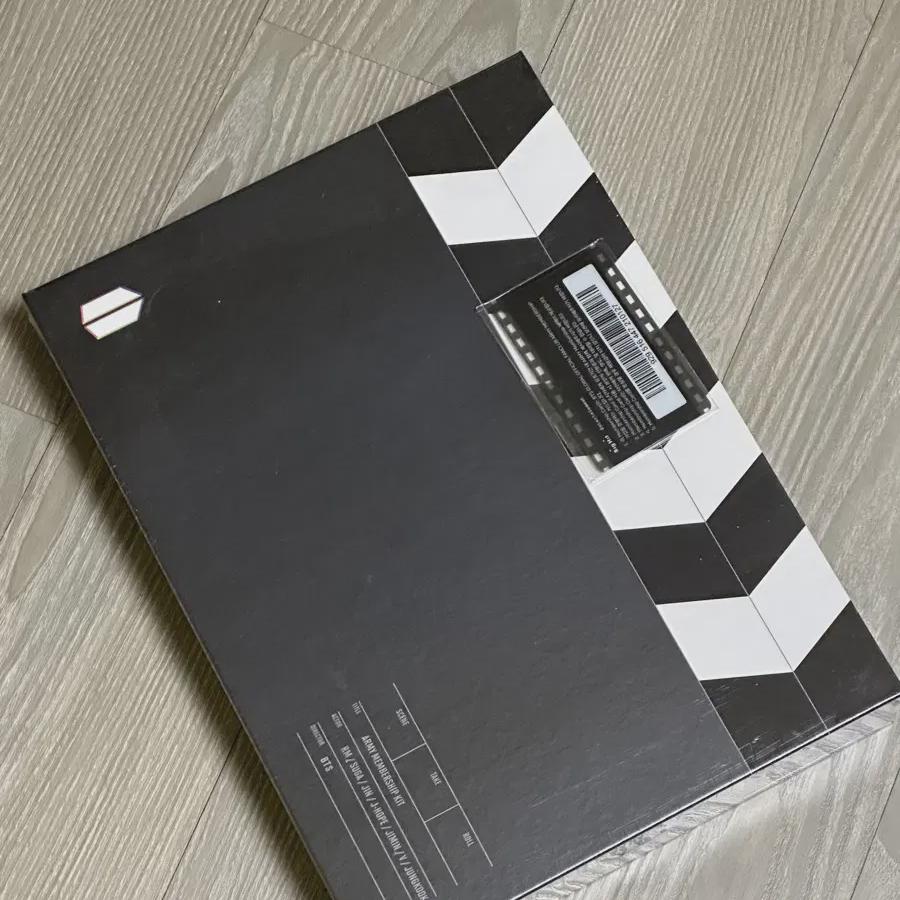 

BTS 6-й срок фан-клуба Запечатанный